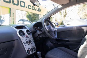 VAUXHALL CORSA 1.4 Corsa Club A/C Auto 5dr