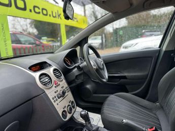 VAUXHALL CORSA 1.4 Corsa Club A/C Auto 5dr