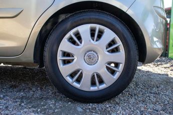 VAUXHALL CORSA 1.4 Corsa Club A/C Auto 5dr