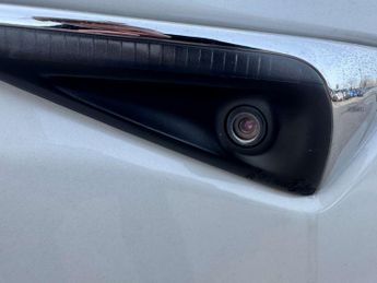 TESLA MODEL 3 Model 3 Standard Range + 4dr