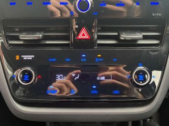HYUNDAI IONIQ IONIQ Premium BEV 5dr