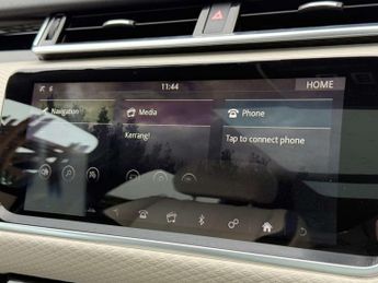 Land Rover RANGE ROVER VELAR 2.0 Range Rover Velar R-Dynamic SE D240 Auto 4WD 5dr
