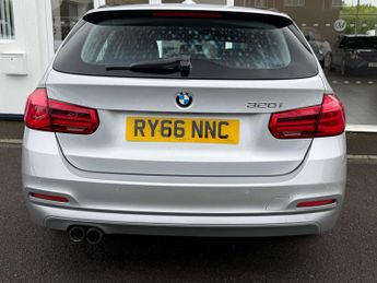 BMW 3 SERIES 2.0 320I SE Auto 5dr