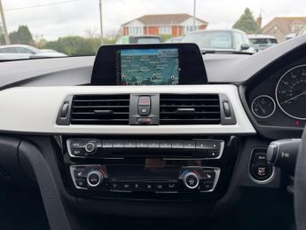 BMW 3 SERIES 2.0 320I SE Auto 5dr