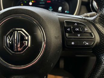MG HS 1.5 MG HS Excite PHEV Auto 5dr