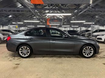 BMW 3 SERIES 2.0 320i xDrive SE Auto 4WD 4dr