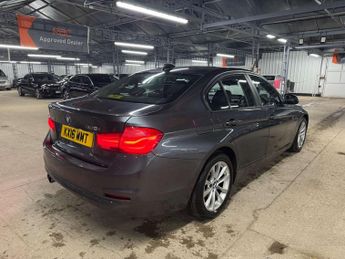 BMW 3 SERIES 2.0 320i xDrive SE Auto 4WD 4dr
