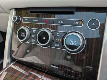 Land Rover Range Rover 4.4 Range Rover Autobiography SDV8 Auto 4WD 5dr