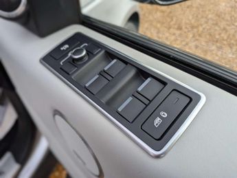 Land Rover Range Rover 4.4 Range Rover Autobiography SDV8 Auto 4WD 5dr