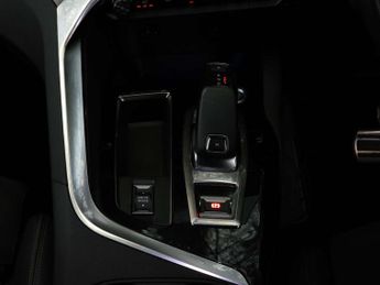 PEUGEOT 3008 1.2 3008 GT Premium PureTech S/S Auto 5dr