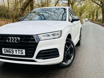 AUDI Q5 2.0 Q5 Black Edition 40 TDI Quattro Semi-Auto 4WD 5dr