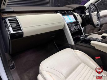 Land Rover Discovery 3.0 TD V6 HSE SUV 5dr Diesel Auto 4WD Euro 6 (s/s) (258 ps)