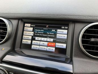 Land Rover DISCOVERY 3.0 Discovery HSE SDV6 Auto 4WD 5dr