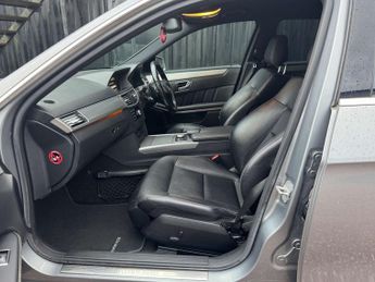 MERCEDES-BENZ E-CLASS 3.0 E350 Sport CDi BlueEfficiency 265 Auto 5dr