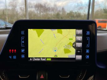 TOYOTA C-HR 1.8 C-HR-Dynamic HEV CVT 5dr