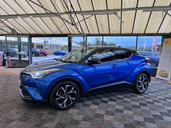 TOYOTA C-HR 1.8 C-HR-Dynamic HEV CVT 5dr