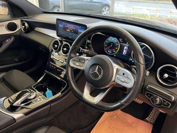 MERCEDES-BENZ C-CLASS 2.0 C 220 AMG Line Premium D Auto 4dr