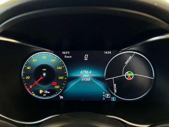 MERCEDES-BENZ C-CLASS 2.0 C 220 AMG Line Premium D Auto 4dr