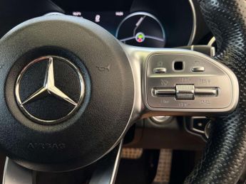 MERCEDES-BENZ C-CLASS 2.0 C 220 AMG Line Premium D Auto 4dr