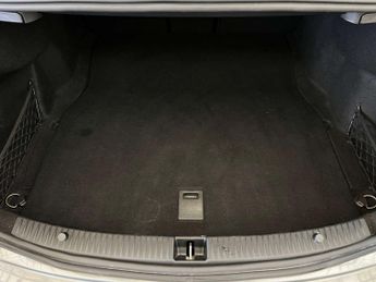 MERCEDES-BENZ C-CLASS 2.0 C 220 AMG Line Premium D Auto 4dr