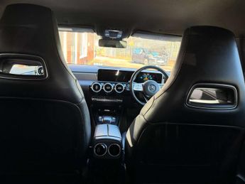 MERCEDES-BENZ CLA 1.3 CLA 200 AMG Line Auto 5dr