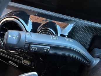 MERCEDES-BENZ CLA 1.3 CLA 200 AMG Line Auto 5dr