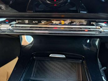 MERCEDES-BENZ CLA 1.3 CLA 200 AMG Line Auto 5dr