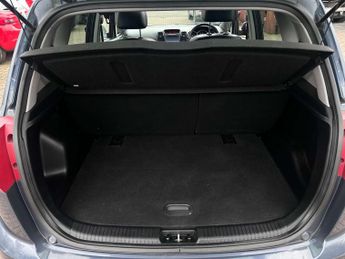 KIA VENGA 1.6 Venga 4 Auto 5dr