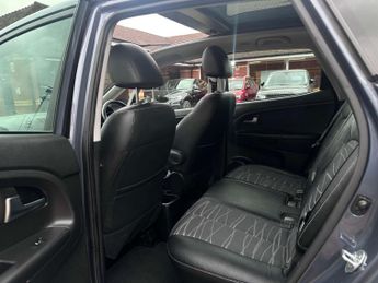 KIA VENGA 1.6 Venga 4 Auto 5dr