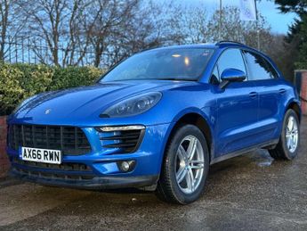 Porsche Macan 2.0 Macan Semi-Auto 4WD 5dr