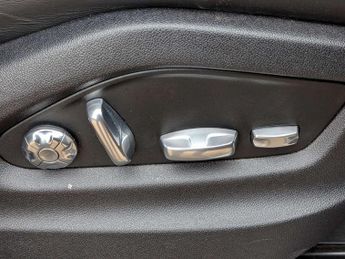 Porsche CAYENNE 3.0 Cayenne V6 Auto 4WD 5dr