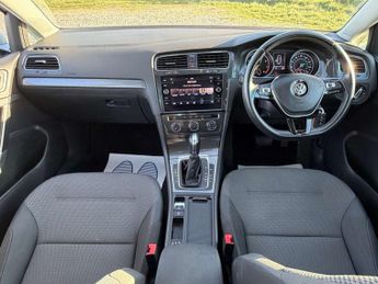 VOLKSWAGEN GOLF 1.0 Golf SE Nav TSi BlueMotion Technology Semi-Auto 5dr