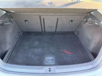 VOLKSWAGEN GOLF 1.0 Golf SE Nav TSi BlueMotion Technology Semi-Auto 5dr