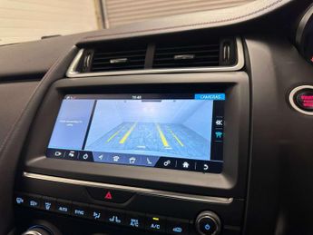 JAGUAR E-PACE 2.0 E-Pace Chequered Flag D AWD Auto 4WD 5dr