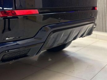 LAND ROVER DISCOVERY SPORT 1.5 Discovery Sport R-Dynamic SE P300e Auto 4WD 5dr