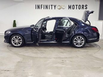 MERCEDES-BENZ C-CLASS 2.0 C200 Sport Auto 4dr