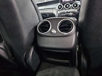 MERCEDES-BENZ C-CLASS 2.0 C200 Sport Auto 4dr