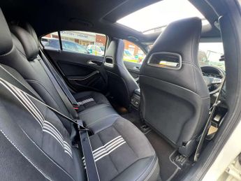 MERCEDES-BENZ A-CLASS 2.1 A 200 WhiteArt Premium+ D Automatic 5dr - NATIONAL DELIVERY*