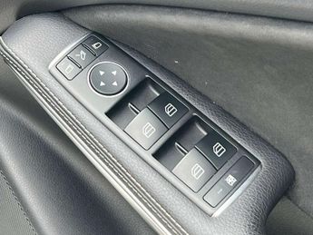 MERCEDES-BENZ A-CLASS 2.1 A 200 WhiteArt Premium+ D Automatic 5dr - NATIONAL DELIVERY*
