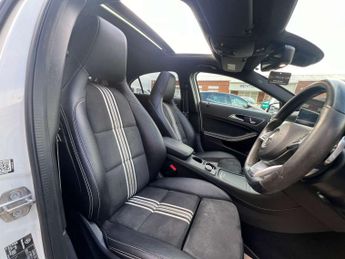 MERCEDES-BENZ A-CLASS 2.1 A 200 WhiteArt Premium+ D Automatic 5dr - NATIONAL DELIVERY*