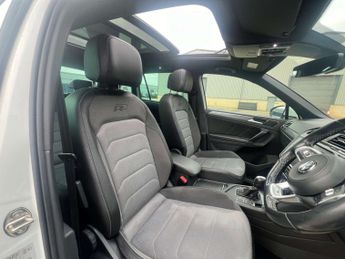 VOLKSWAGEN TIGUAN 2.0 Tiguan R-Line TDI BlueMotion Technology Semi-Automatic 5dr -