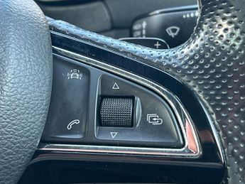 SKODA OCTAVIA 2.0 Octavia vRS TDI 4x4 Semi-Automatic 4WD 5dr - NATIONAL DELIVE