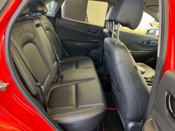 HYUNDAI KONA 1.6 Kona Premium SE GDi HEV Semi-Auto 5dr