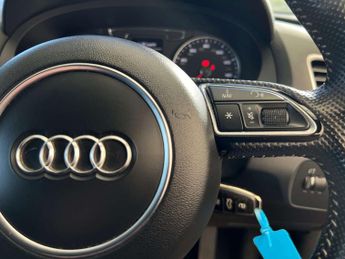 AUDI Q3 2.0 Q3 S Line Edition TDI Quattro Semi-Auto 4WD 5dr