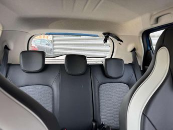 RENAULT ZOE Zoe i Iconic ZE50 5dr
