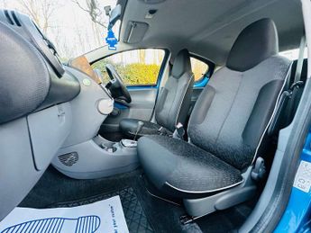 PEUGEOT 107 1.0 107 Urban Semi-Auto 5dr