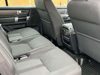 Land Rover DISCOVERY 3.0 Discovery GS SDV6 Auto 4WD 5dr