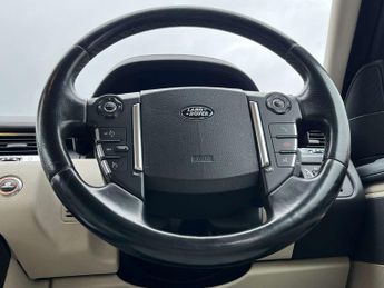 Land Rover RANGE ROVER SPORT 3.0 Range Rover Sport HSE Luxury SDV6 Auto 4WD 5dr