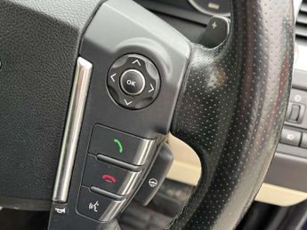 Land Rover RANGE ROVER SPORT 3.0 Range Rover Sport HSE Luxury SDV6 Auto 4WD 5dr