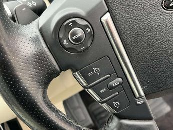 Land Rover RANGE ROVER SPORT 3.0 Range Rover Sport HSE Luxury SDV6 Auto 4WD 5dr